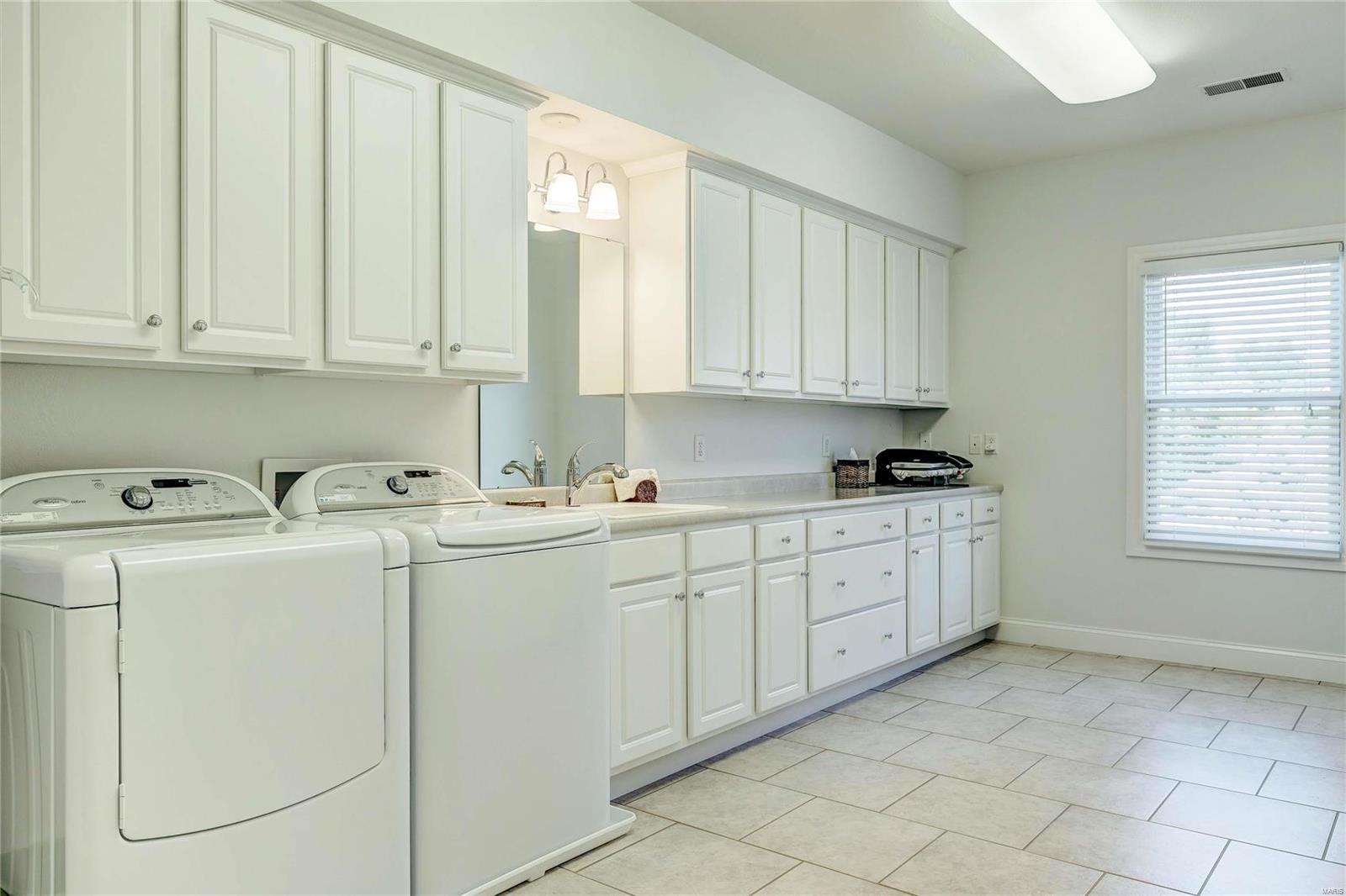 Tapawingo On The Green - Residential