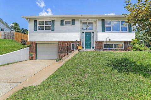 Photo of 1505 E 5th Street, Washington, MO 63090 (MLS # 23048111)