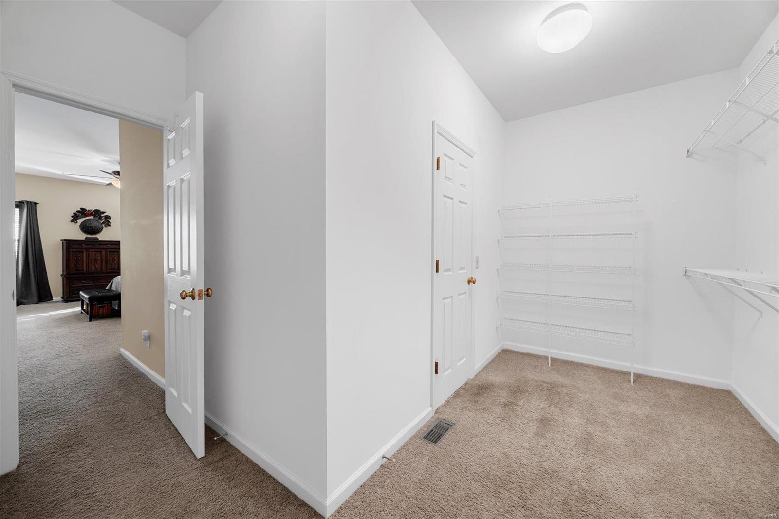 Lake St Louis, Missouri 63367, United States, 3 Bedrooms Bedrooms, ,2 BathroomsBathrooms,Residential,Pending,29722