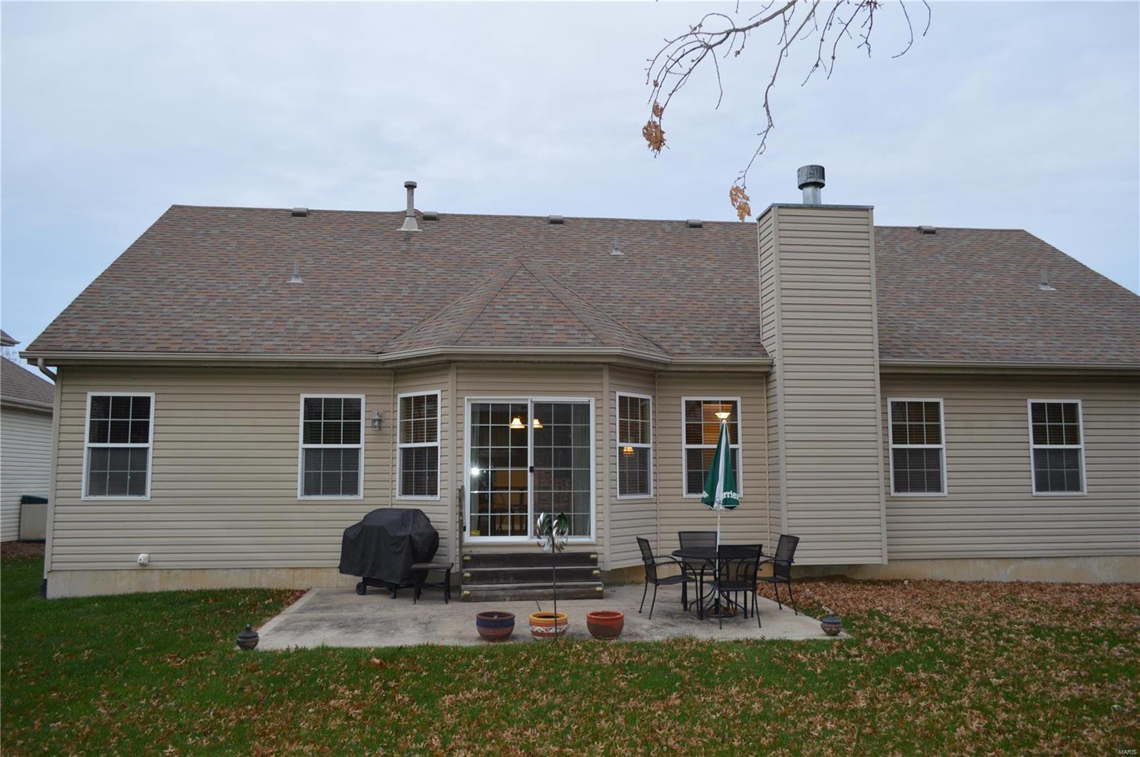 Lake St Louis, Missouri 63367, United States, 3 Bedrooms Bedrooms, ,2 BathroomsBathrooms,Residential,Pending,29722