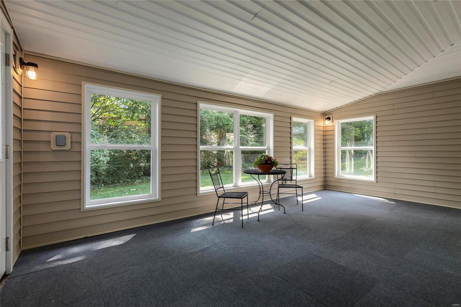 Ballas Pond - Residential