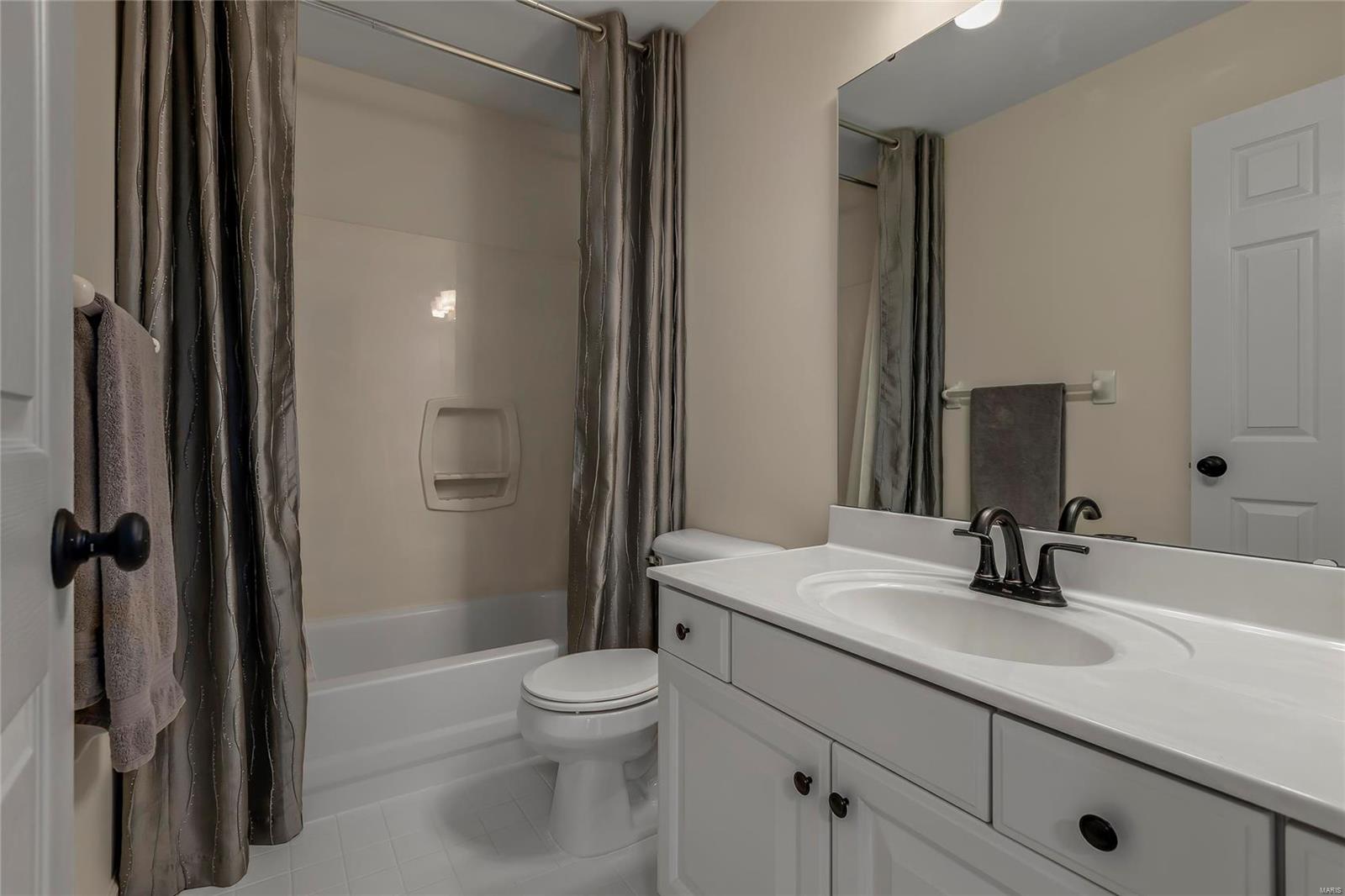 Ballas Pond - Residential