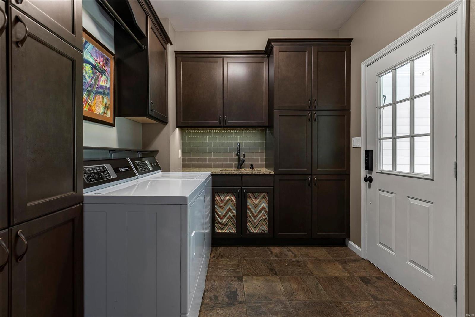 Ballas Pond - Residential