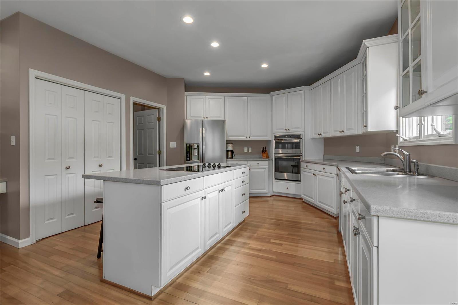 Ballas Pond - Residential