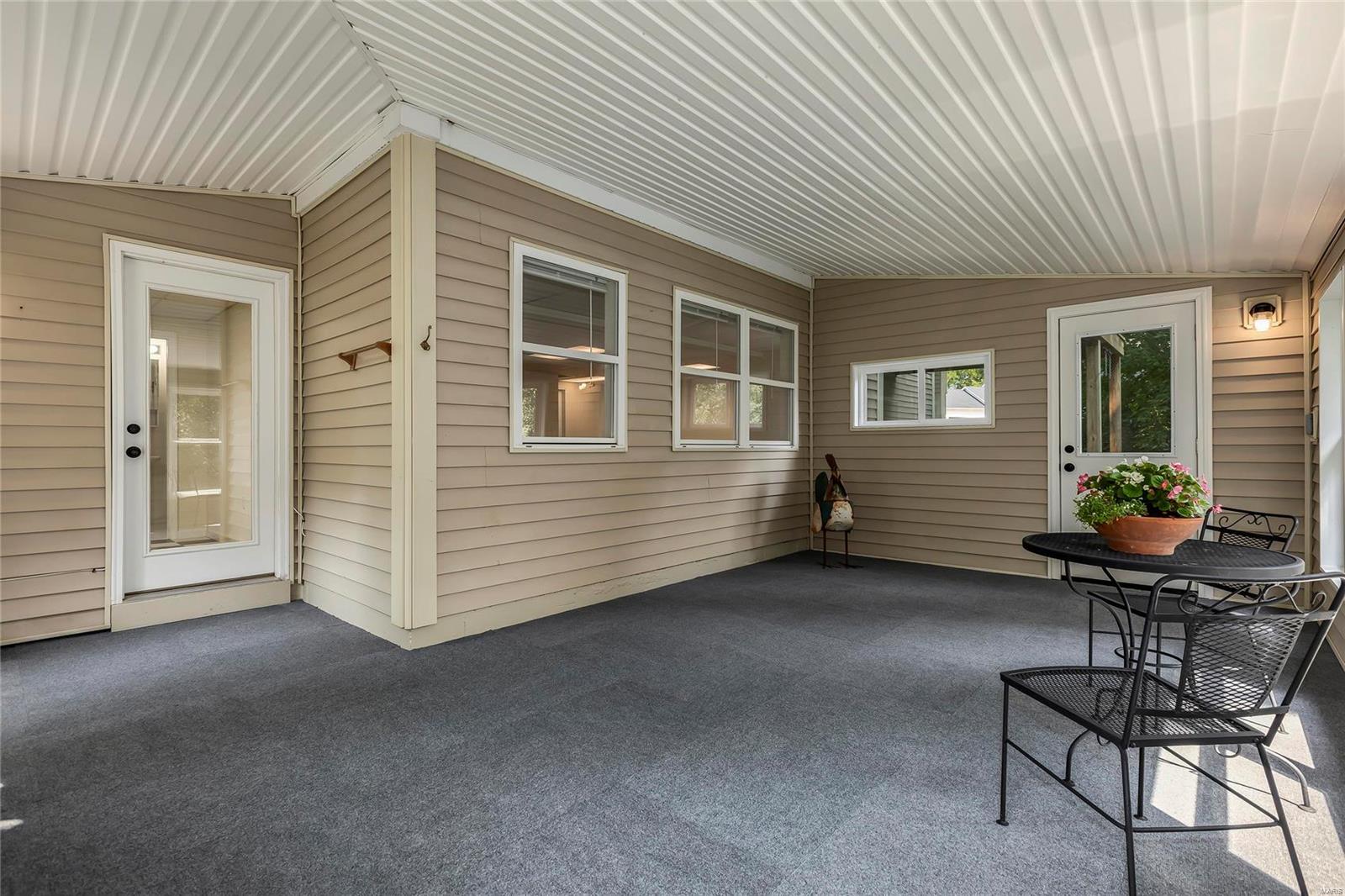 Ballas Pond - Residential