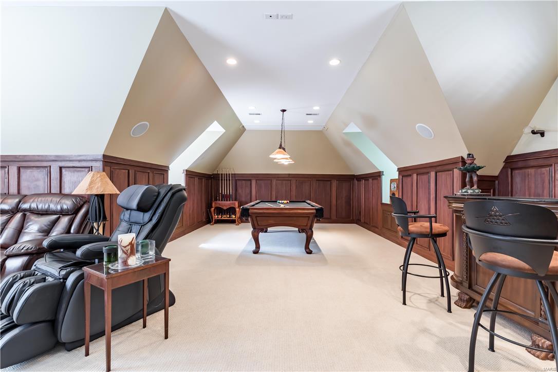 Frontenac Place - Residential