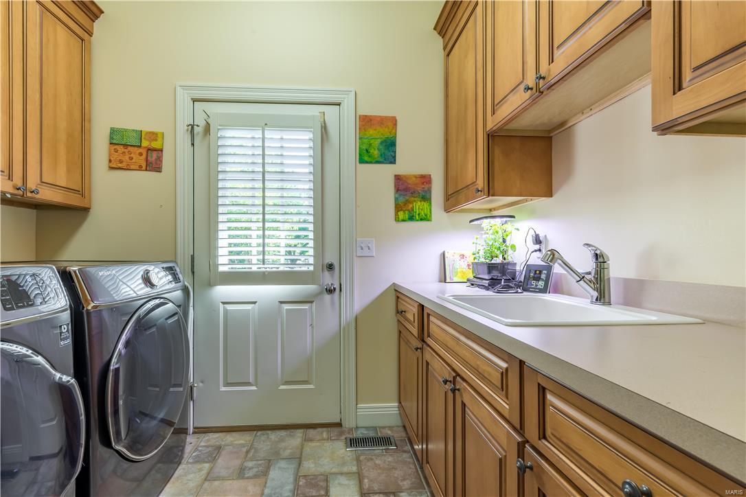 Frontenac Place - Residential