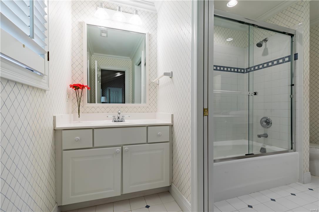 Frontenac Place - Residential