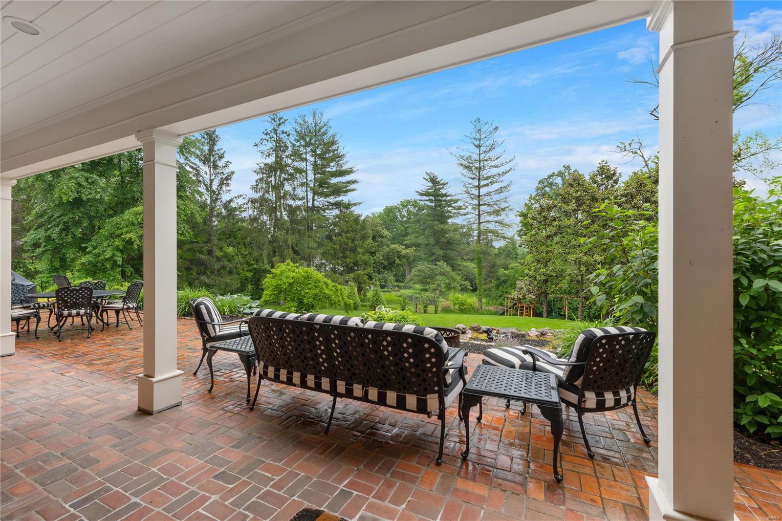 Bellerive Country Club Grounds - Residential