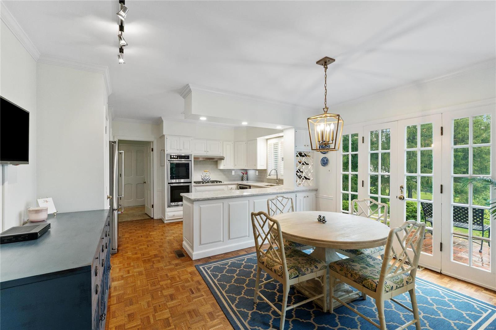 Bellerive Country Club Grounds - Residential