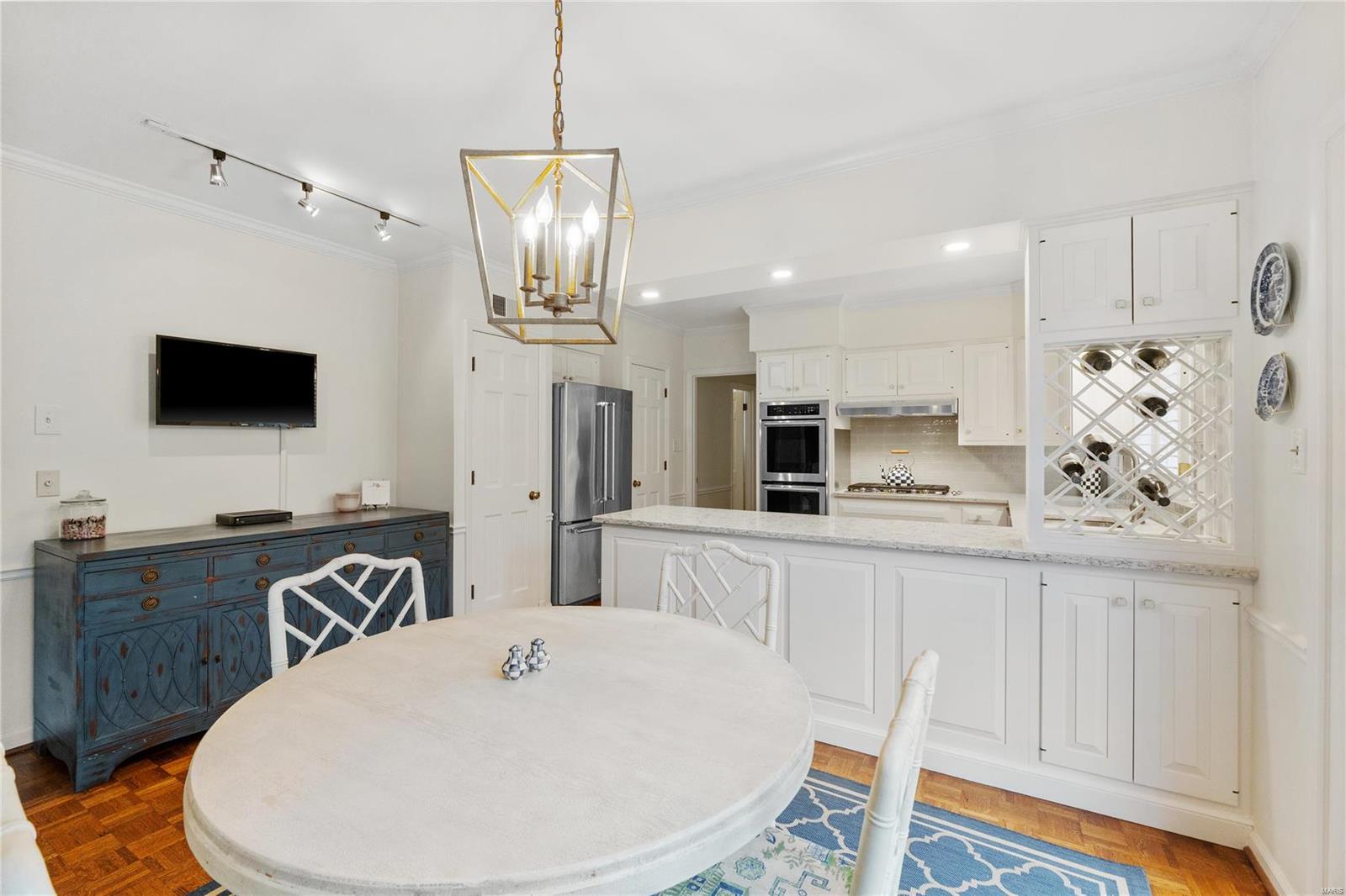 Bellerive Country Club Grounds - Residential