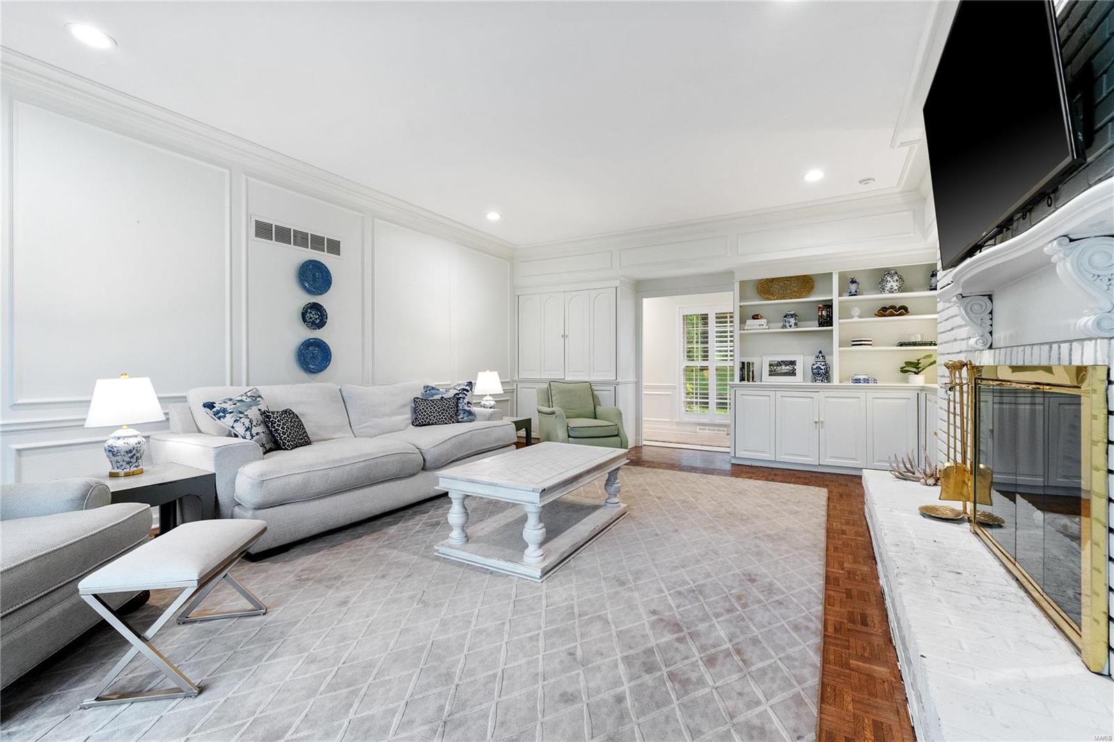 Bellerive Country Club Grounds - Residential