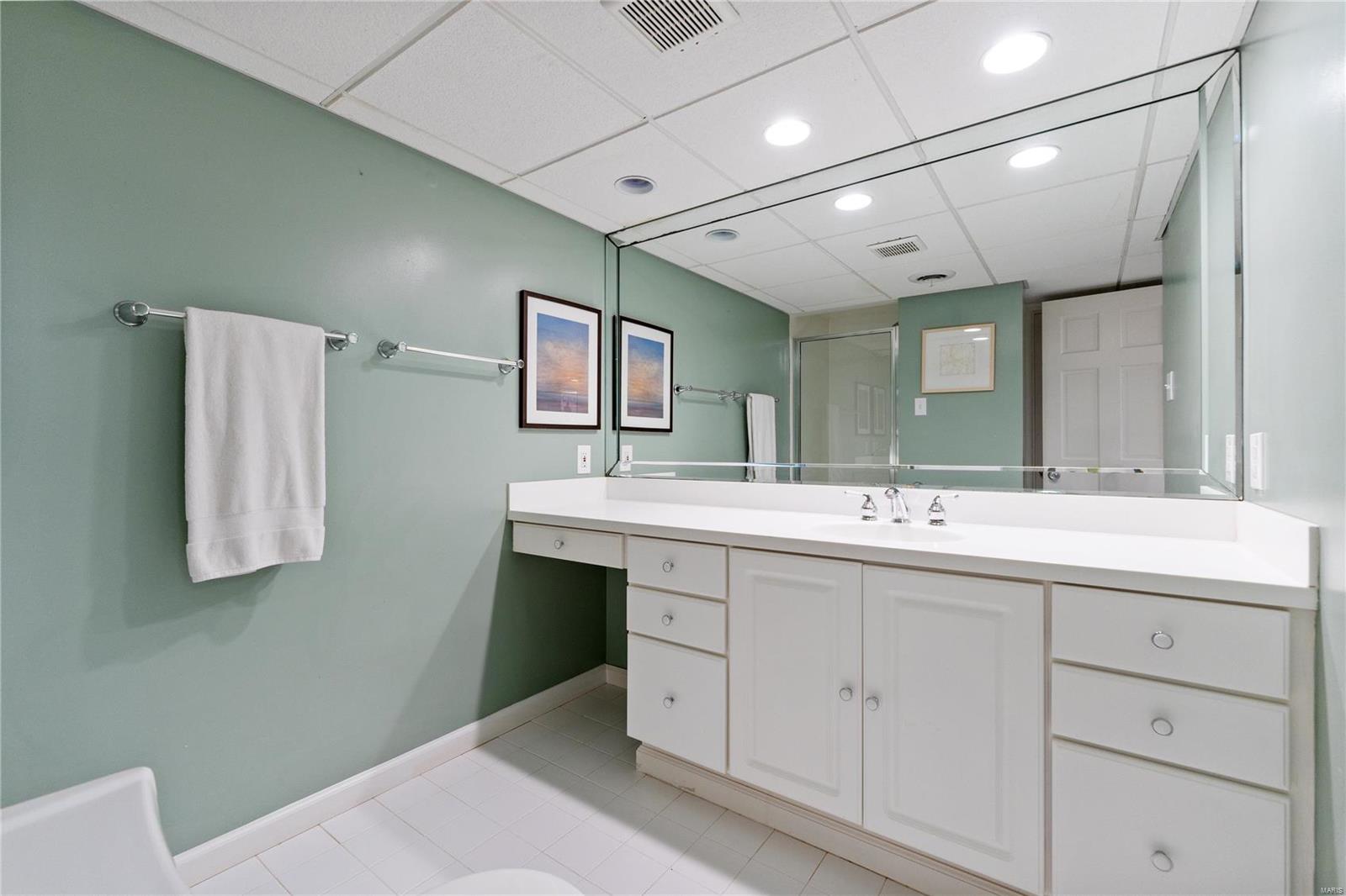 Bellerive Country Club Grounds - Residential