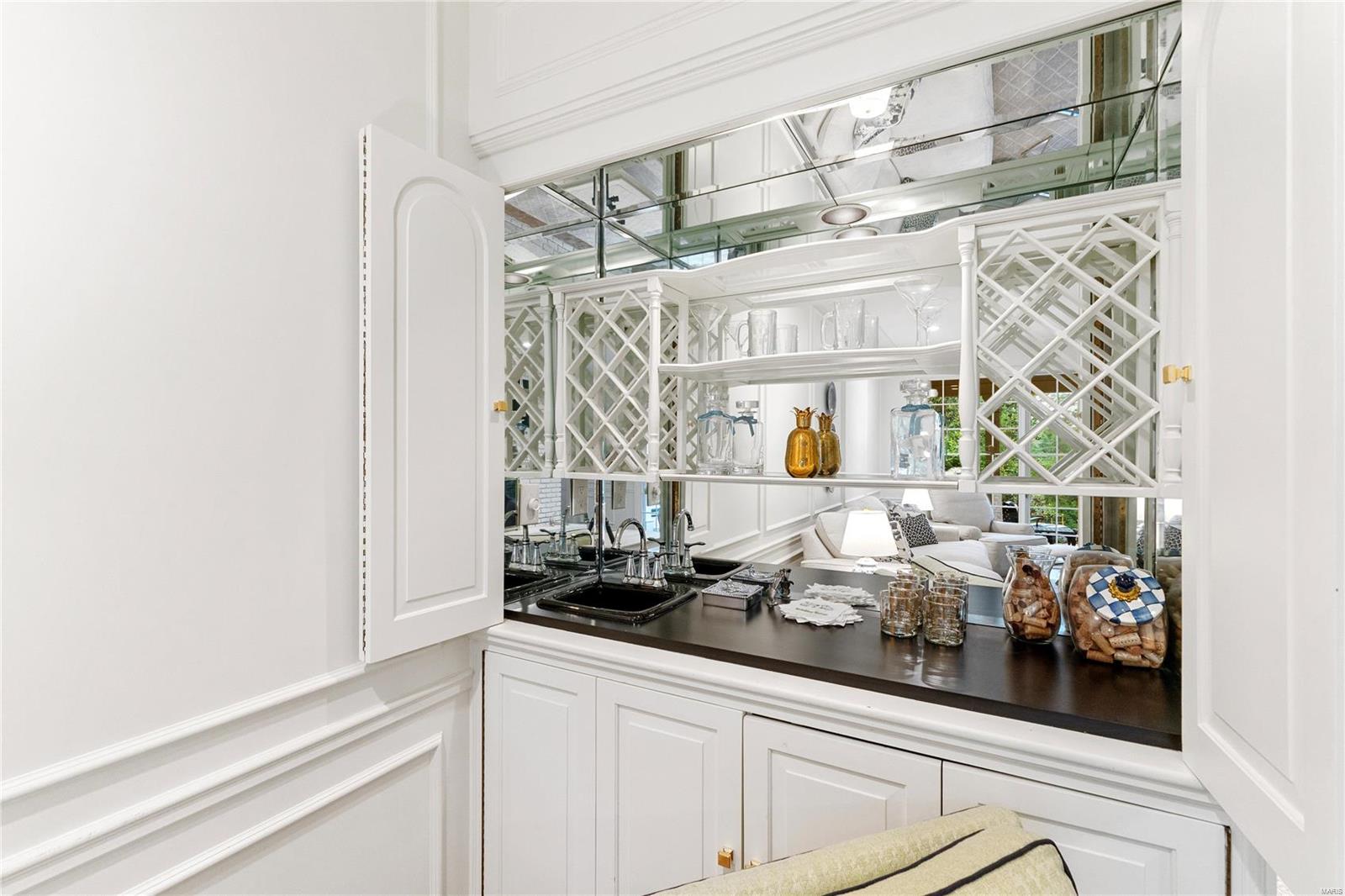 Bellerive Country Club Grounds - Residential