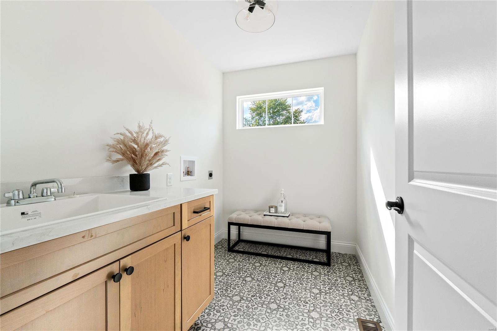 Rose Hill Ave - Residential