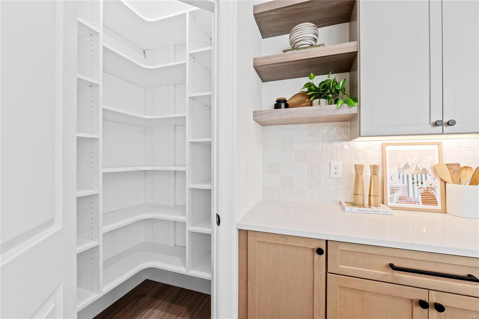 Rose Hill Ave - Residential