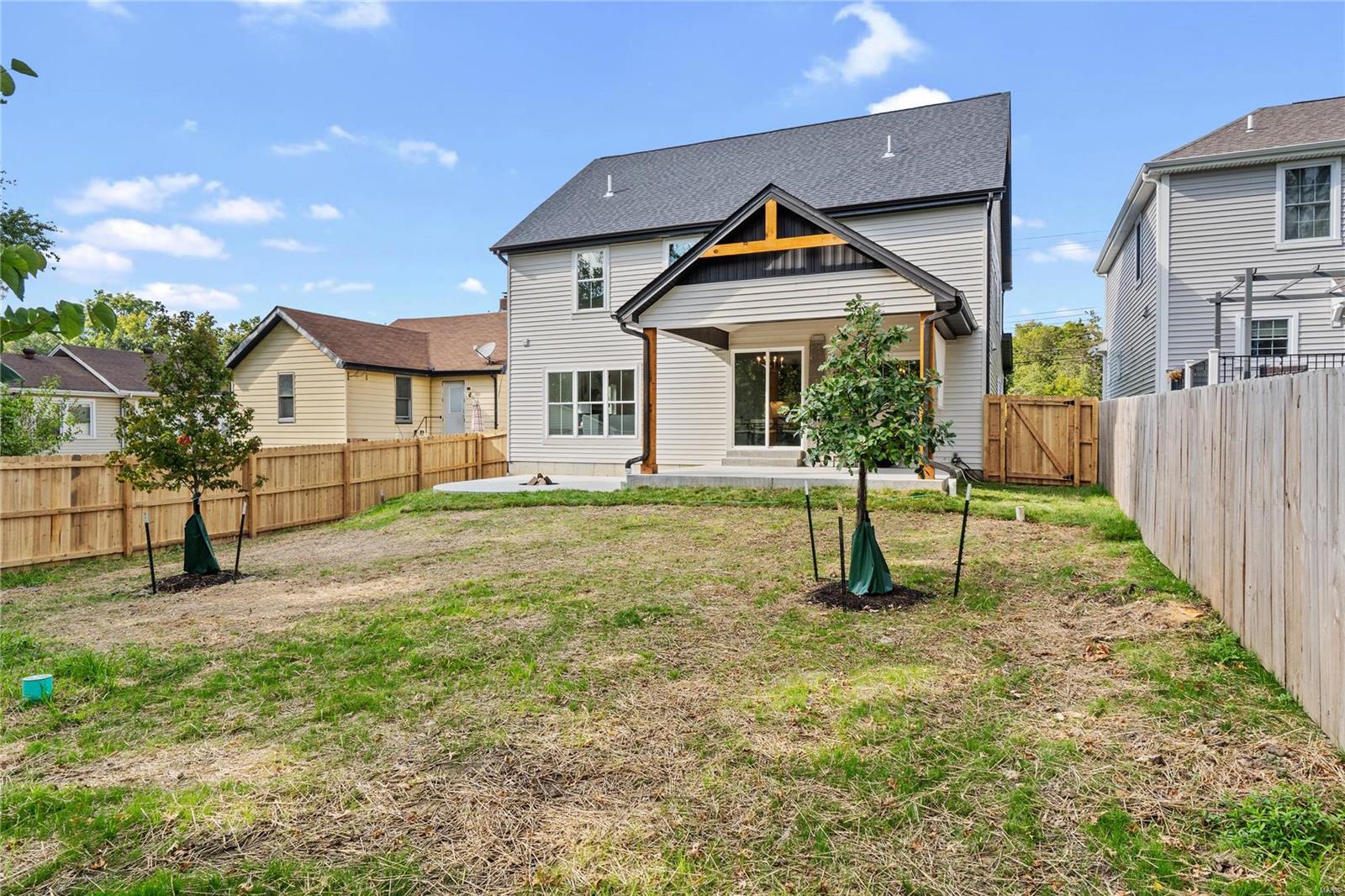 Rose Hill Ave - Residential