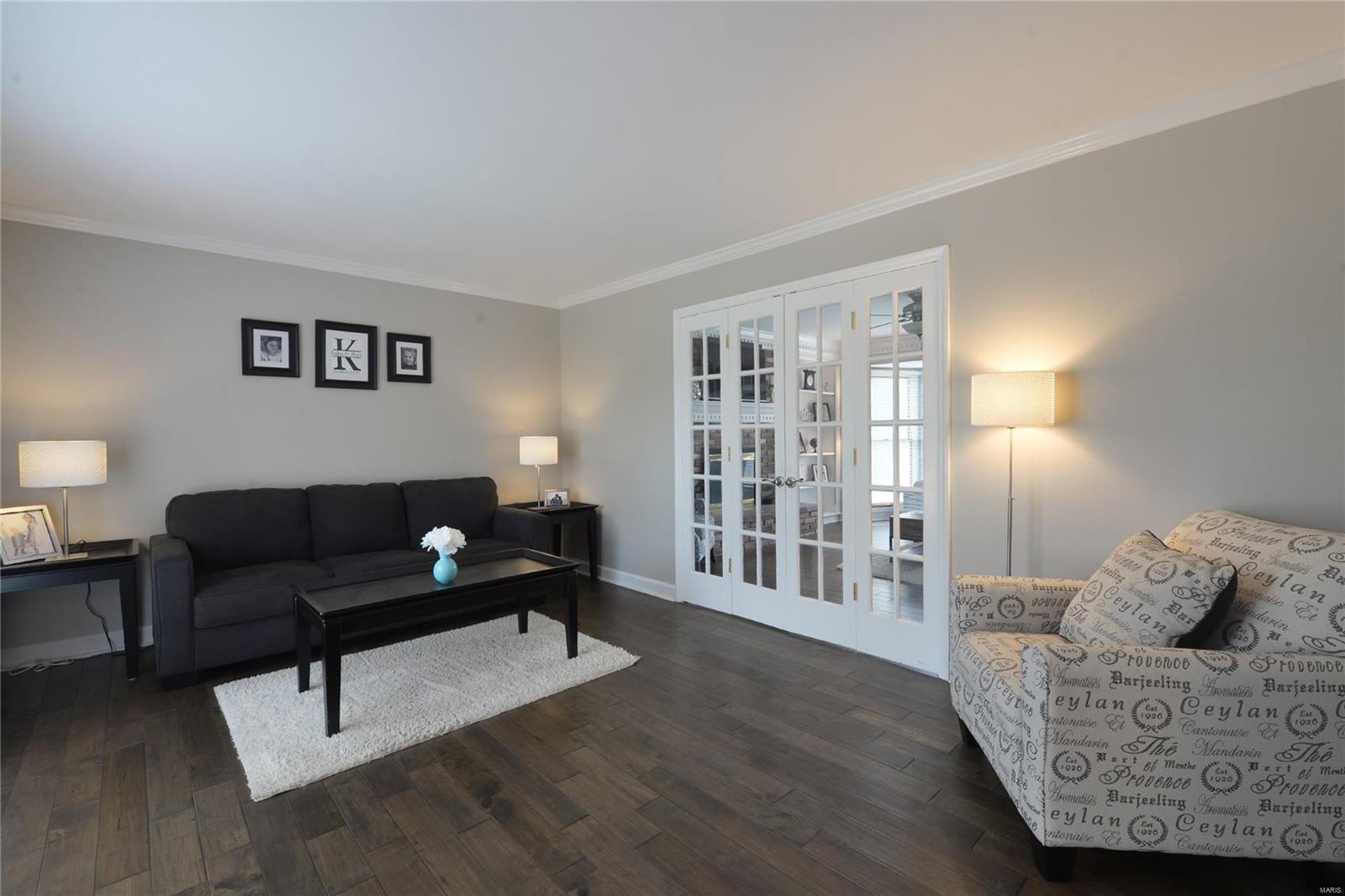 St Louis, Missouri 63128, United States, 3 Bedrooms Bedrooms, ,4 BathroomsBathrooms,Residential,Pending,5139