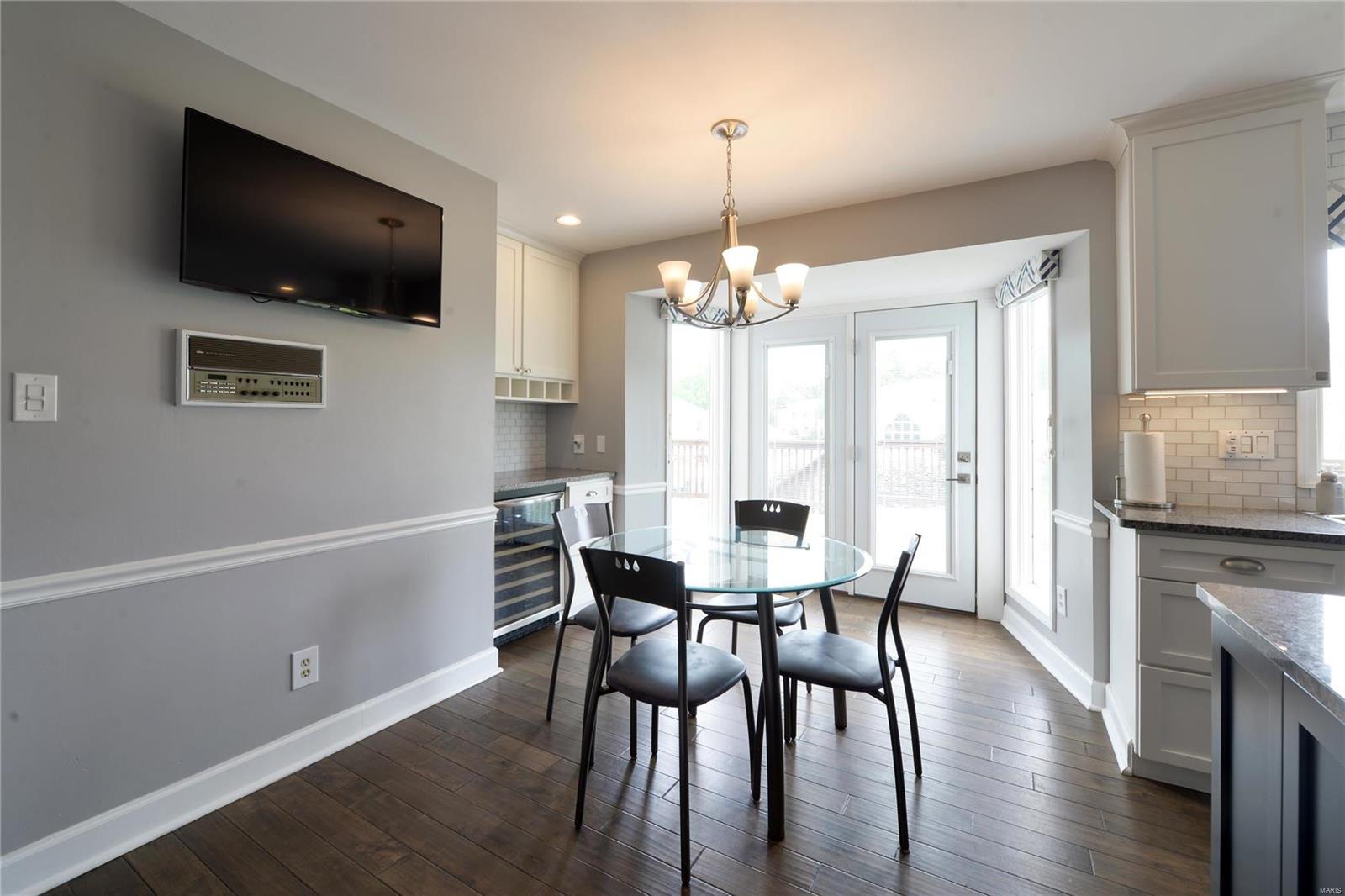 St Louis, Missouri 63128, United States, 3 Bedrooms Bedrooms, ,4 BathroomsBathrooms,Residential,Pending,5139