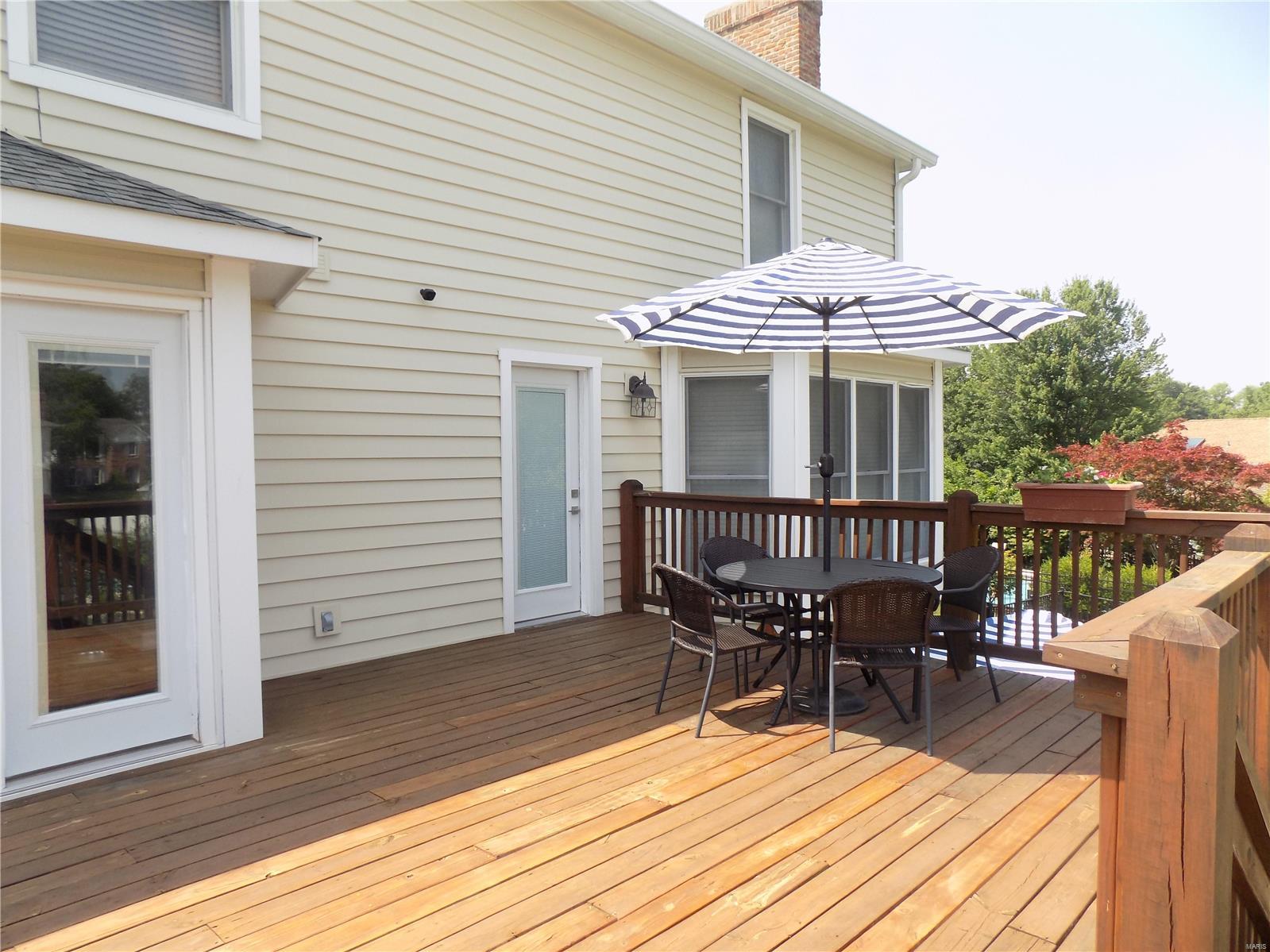 St Louis, Missouri 63128, United States, 3 Bedrooms Bedrooms, ,4 BathroomsBathrooms,Residential,Pending,5139