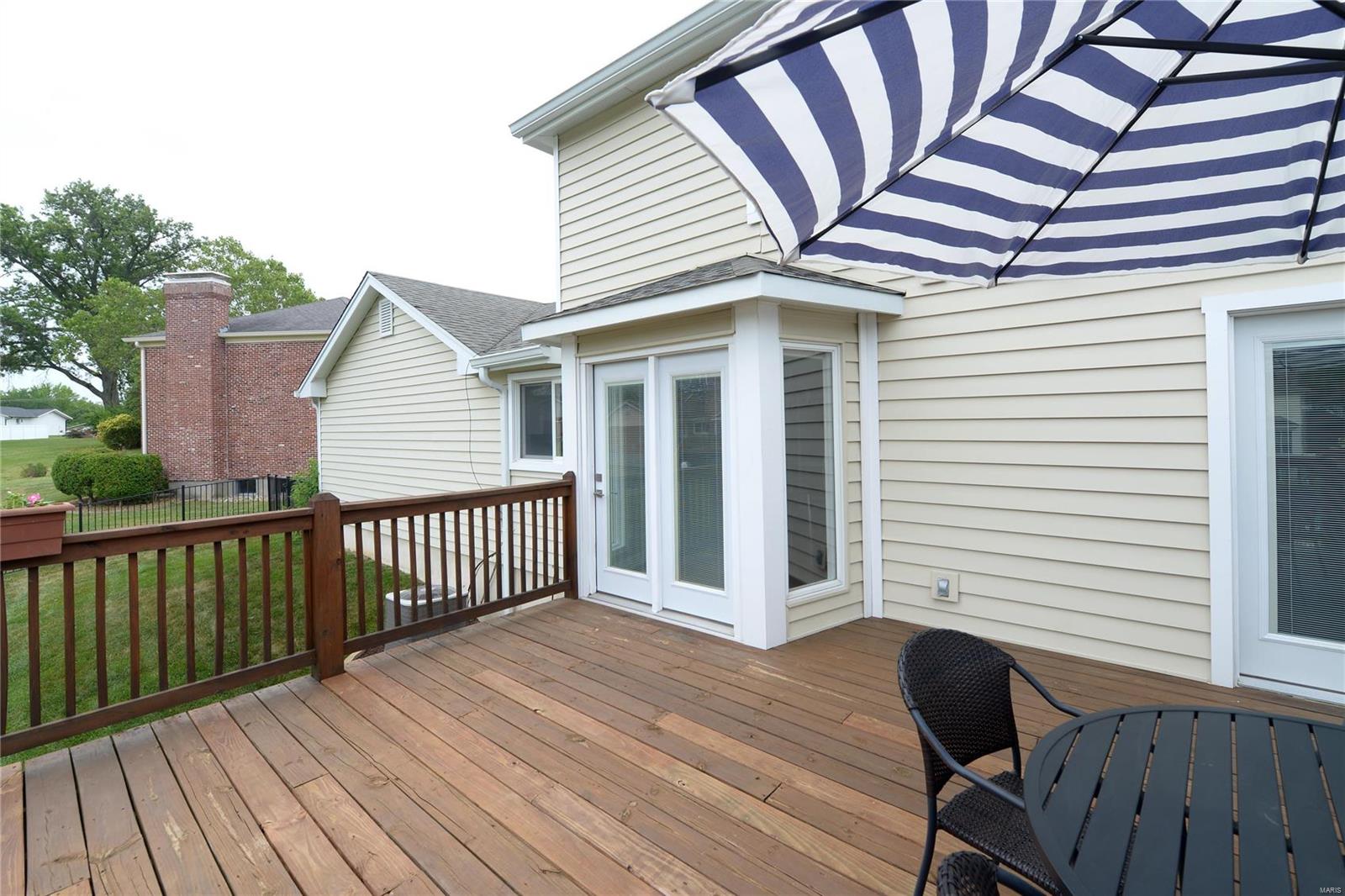 St Louis, Missouri 63128, United States, 3 Bedrooms Bedrooms, ,4 BathroomsBathrooms,Residential,Pending,5139