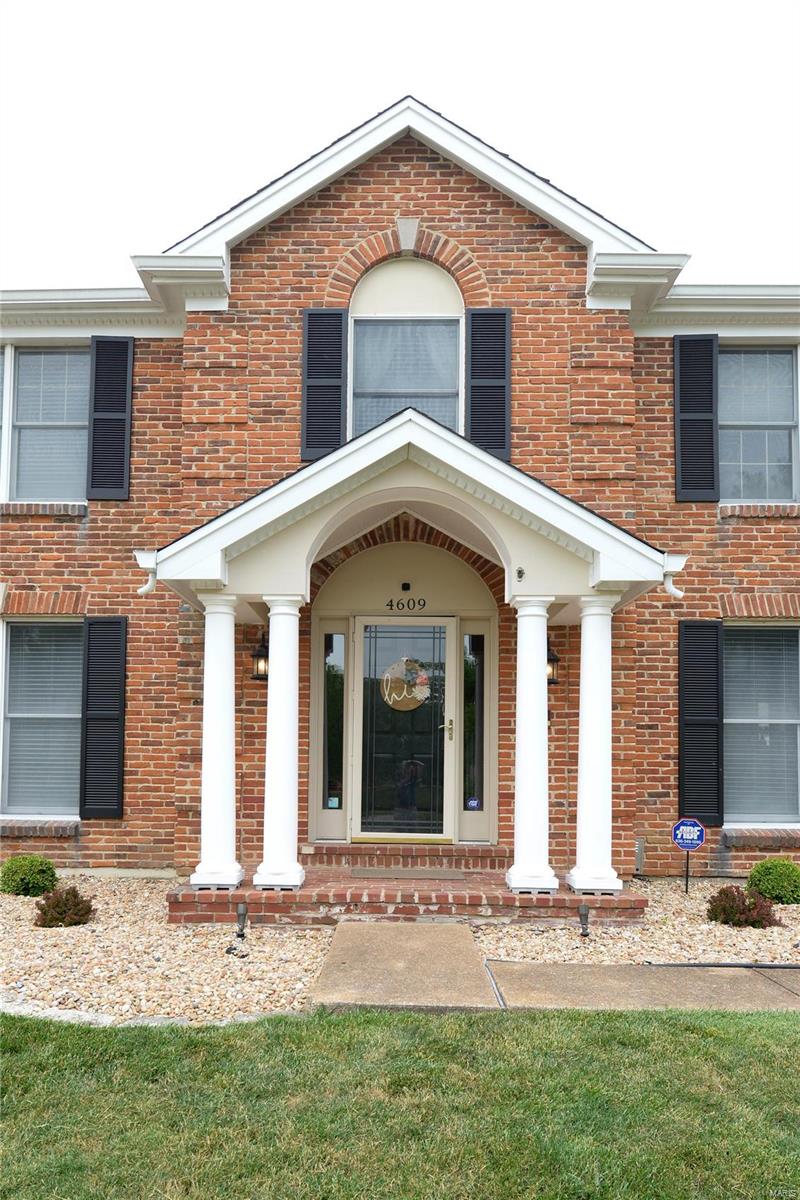 St Louis, Missouri 63128, United States, 3 Bedrooms Bedrooms, ,4 BathroomsBathrooms,Residential,Pending,5139