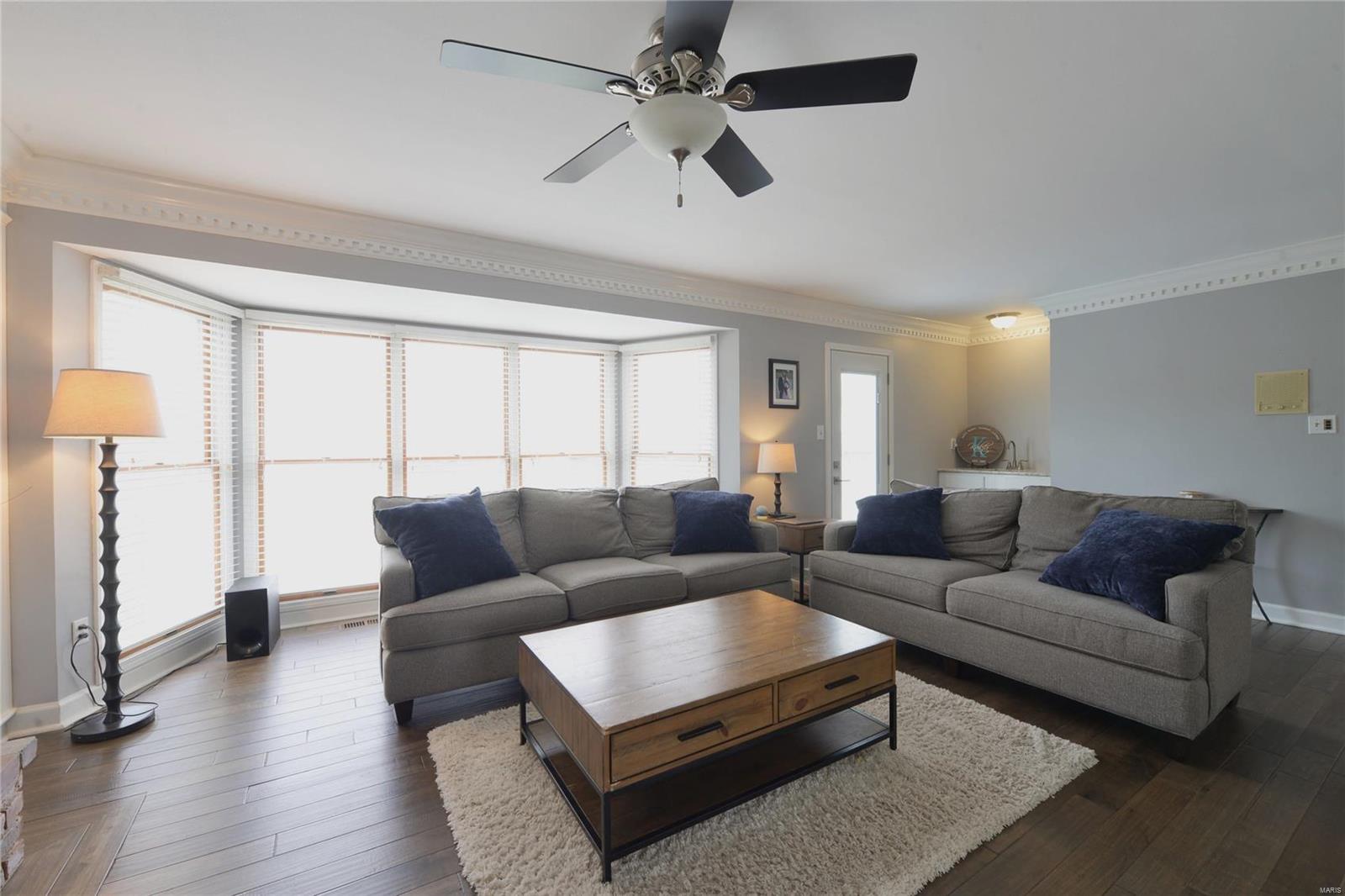 St Louis, Missouri 63128, United States, 3 Bedrooms Bedrooms, ,4 BathroomsBathrooms,Residential,Pending,5139