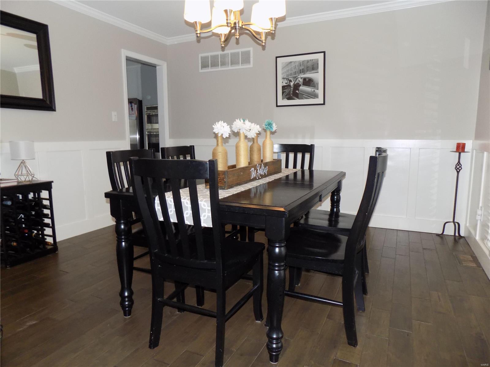 St Louis, Missouri 63128, United States, 3 Bedrooms Bedrooms, ,4 BathroomsBathrooms,Residential,Pending,5139