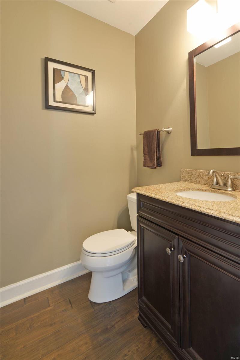 St Louis, Missouri 63128, United States, 3 Bedrooms Bedrooms, ,4 BathroomsBathrooms,Residential,Pending,5139