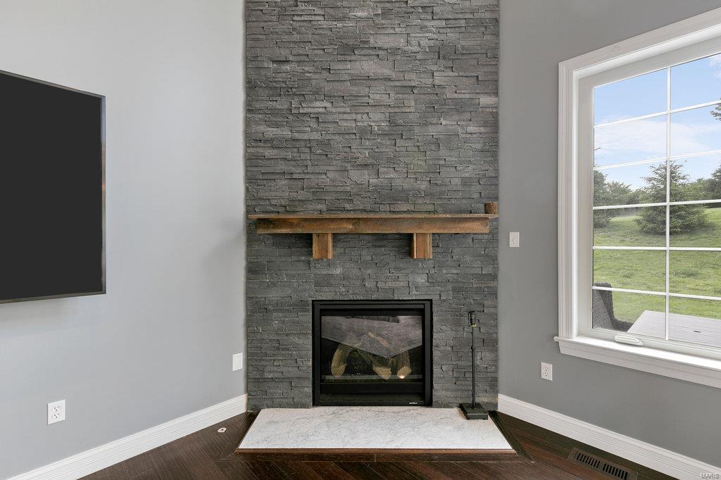 Woods Of Ladue The - Residential