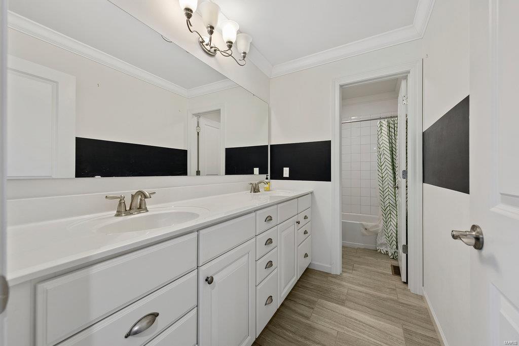 Woods Of Ladue The - Residential