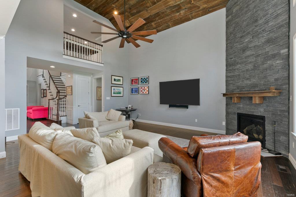 Woods Of Ladue The - Residential