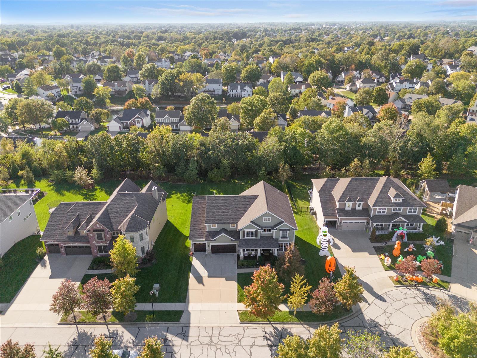 Wildwood, Missouri 63038, United States, 5 Bedrooms Bedrooms, ,5 BathroomsBathrooms,Residential,Pending,39063