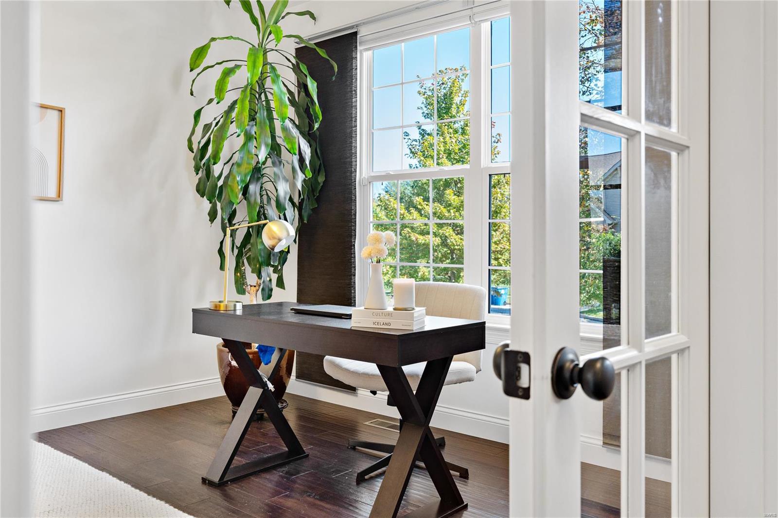 Wildwood, Missouri 63038, United States, 5 Bedrooms Bedrooms, ,5 BathroomsBathrooms,Residential,Pending,39063