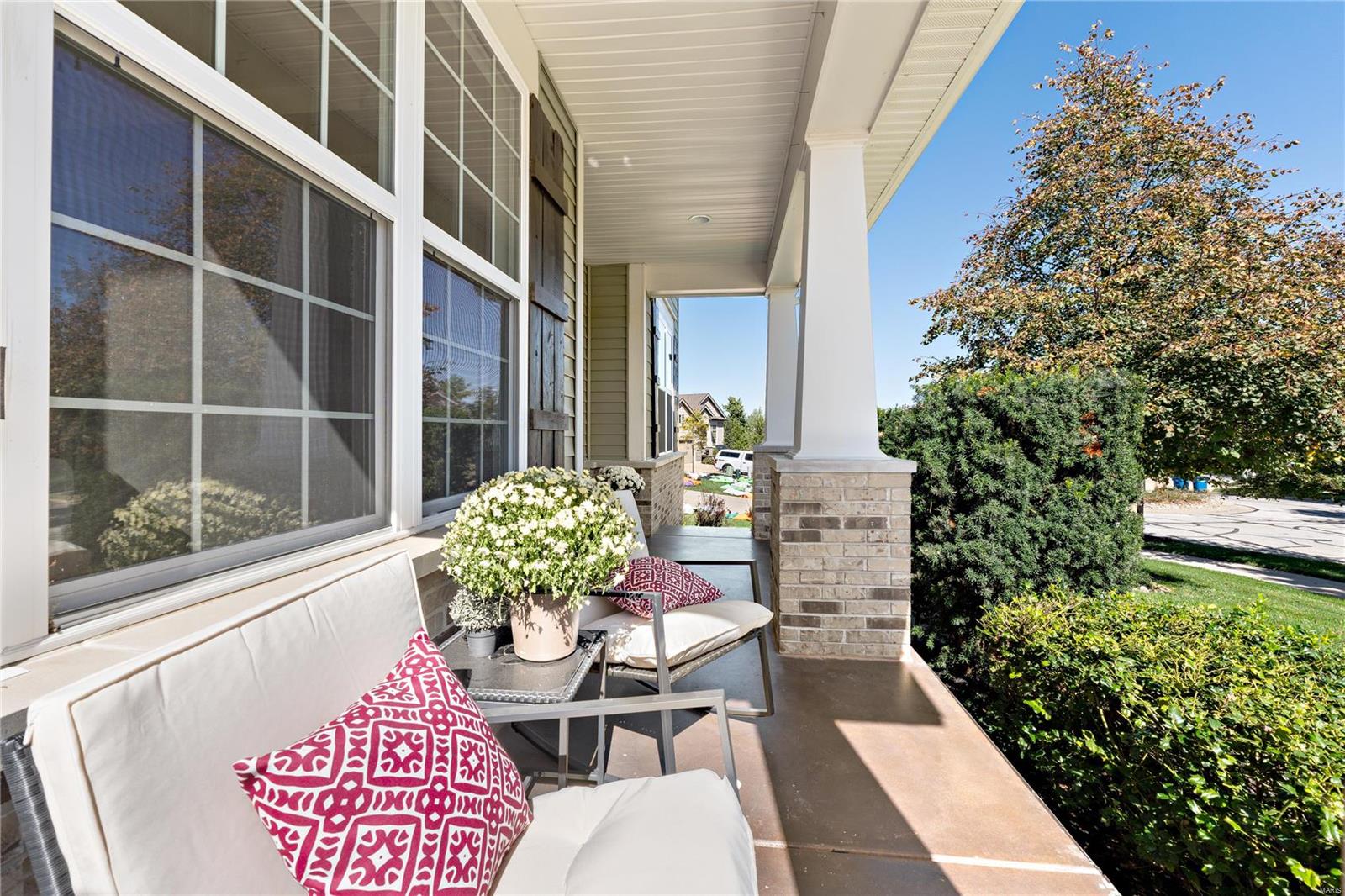 Wildwood, Missouri 63038, United States, 5 Bedrooms Bedrooms, ,5 BathroomsBathrooms,Residential,Pending,39063