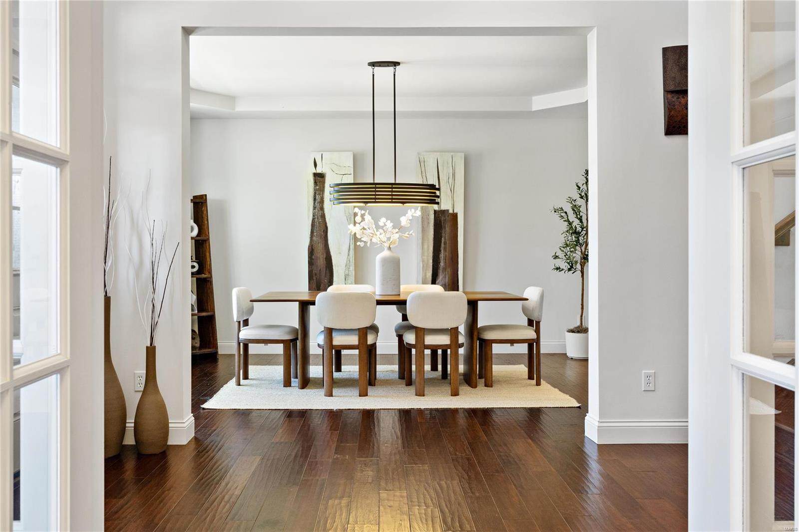 Wildwood, Missouri 63038, United States, 5 Bedrooms Bedrooms, ,5 BathroomsBathrooms,Residential,Pending,39063