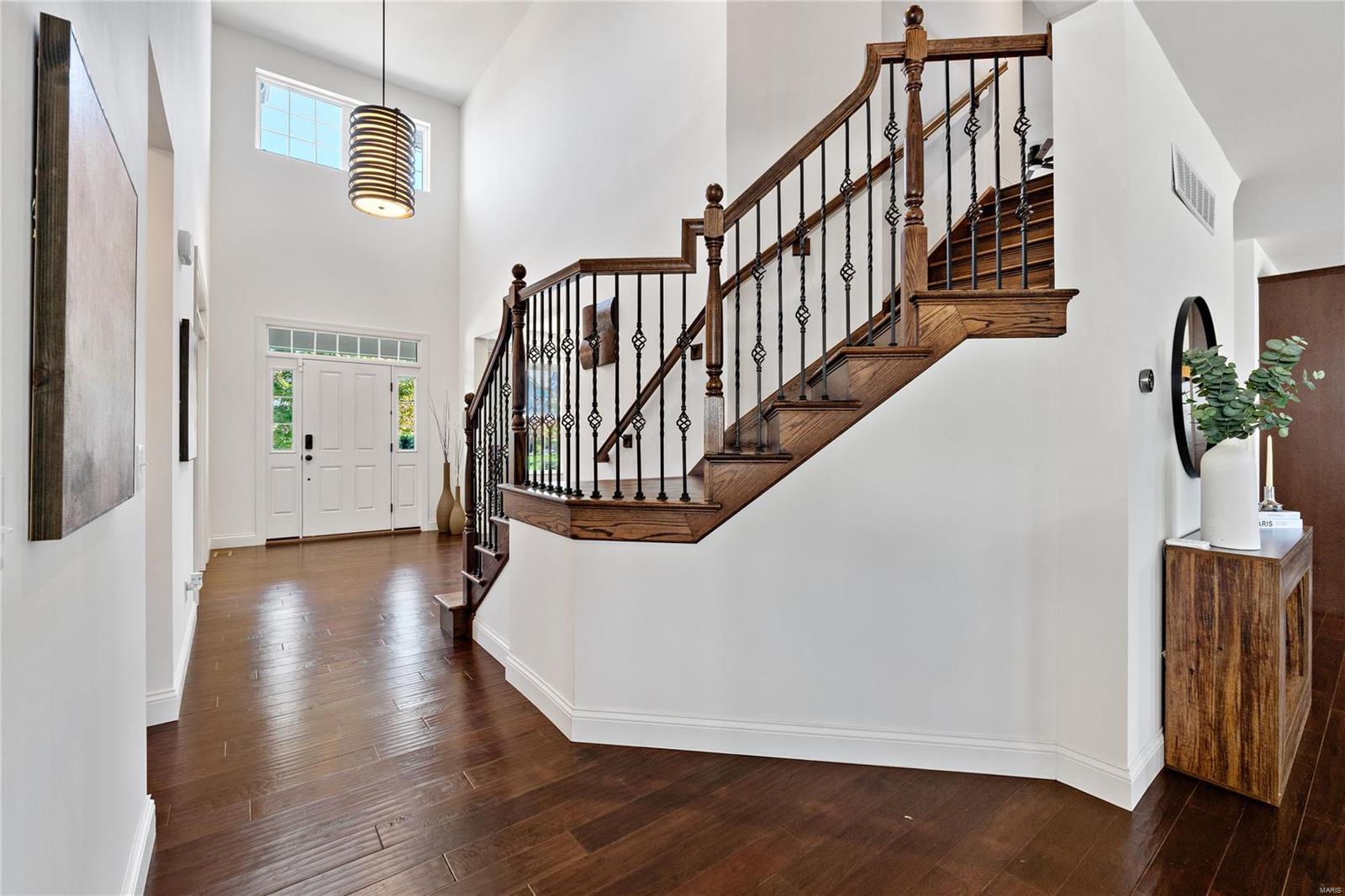 Wildwood, Missouri 63038, United States, 5 Bedrooms Bedrooms, ,5 BathroomsBathrooms,Residential,Pending,39063