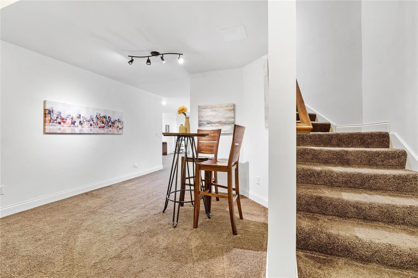 Wildwood, Missouri 63038, United States, 5 Bedrooms Bedrooms, ,5 BathroomsBathrooms,Residential,Pending,39063