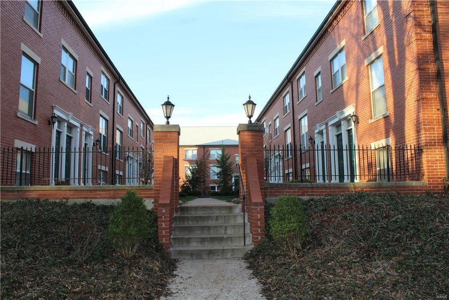 Few locations get any better than this in the CWE.  This is just a few short blocks to STLCOP, Goldfarb, Children's Hospital and Barnes.  This two bed, one bath condo is waiting for you.  Renovated just a few short years ago, you will find this unit to be immaculate.  Walk through the front doors and down a few steps to find all of your living space on one floor with it's own fenced in patio and garden area.   When not enjoying the outdoor/green space, you will find two spacious bedrooms with lots of closet space.  The hallway to the bedrooms also boasts three very large closets.  The kitchen, dining space and great room are all open to each other which allows for great entertaining flow.  Parking in the CWE, piece of cake with this unit as it comes with it's own secure parking spot.   Don't have your own appliances just yet, no problem.  This unit comes with a refrigerator, washer and dryer.   Don't drag your feet on this one....it's a complete package and move in ready. Location: Ground Level