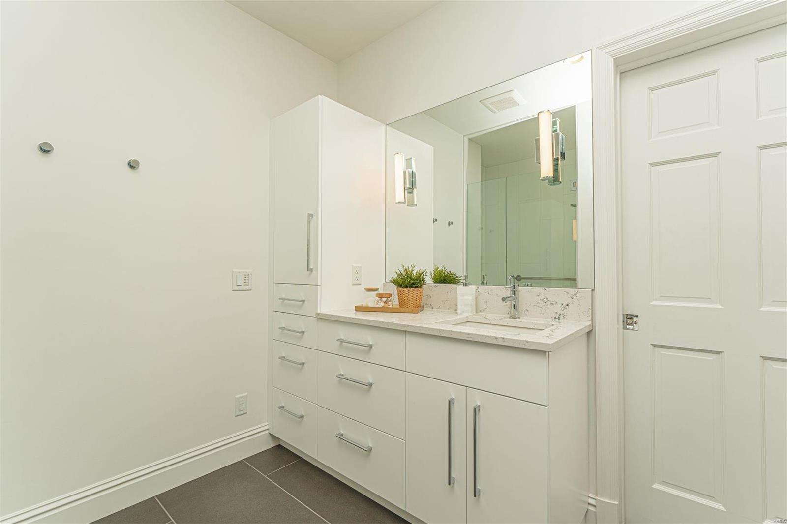 Clayton Gardens - Residential