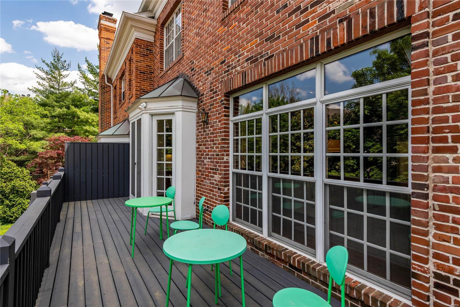 Commons Condo Ph II The - Residential