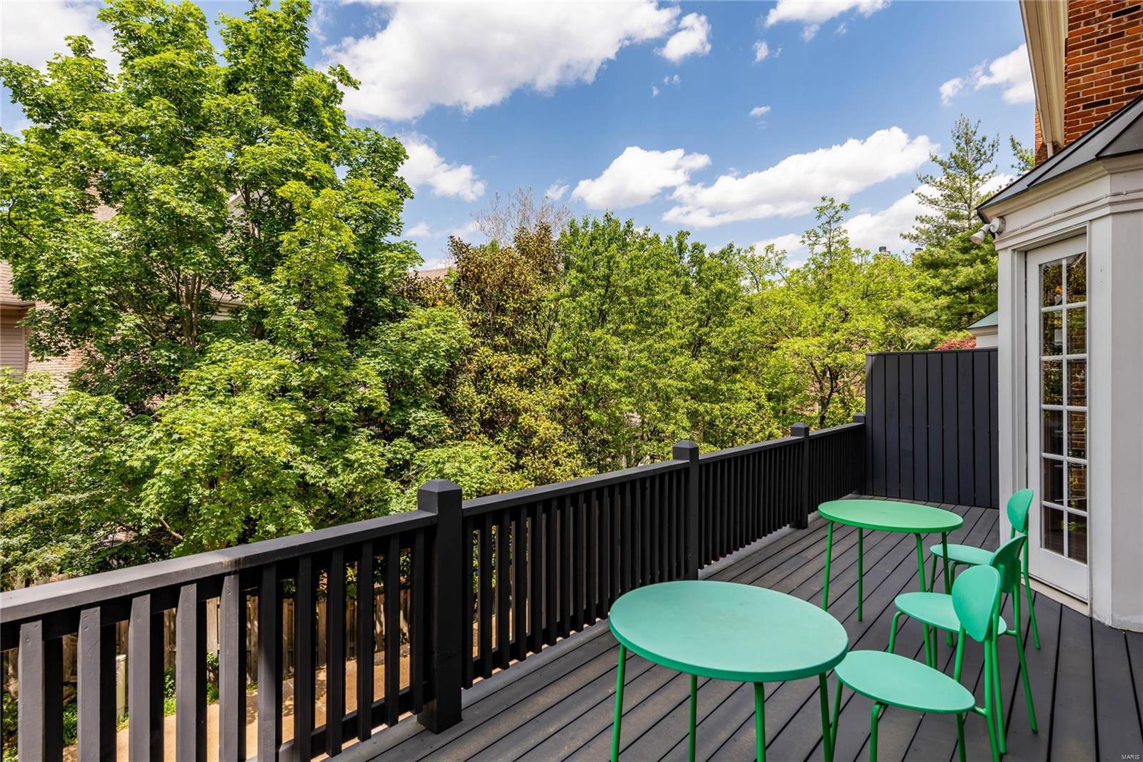 Commons Condo Ph II The - Residential