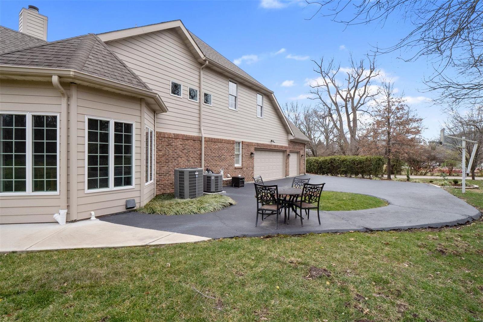 Mosley Forest - Residential