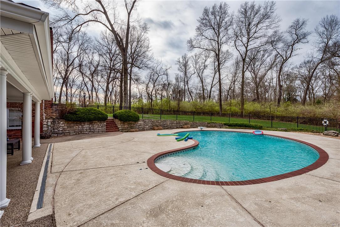 Log Cabin Estates Lts 3 Thru 7 Amd - Residential