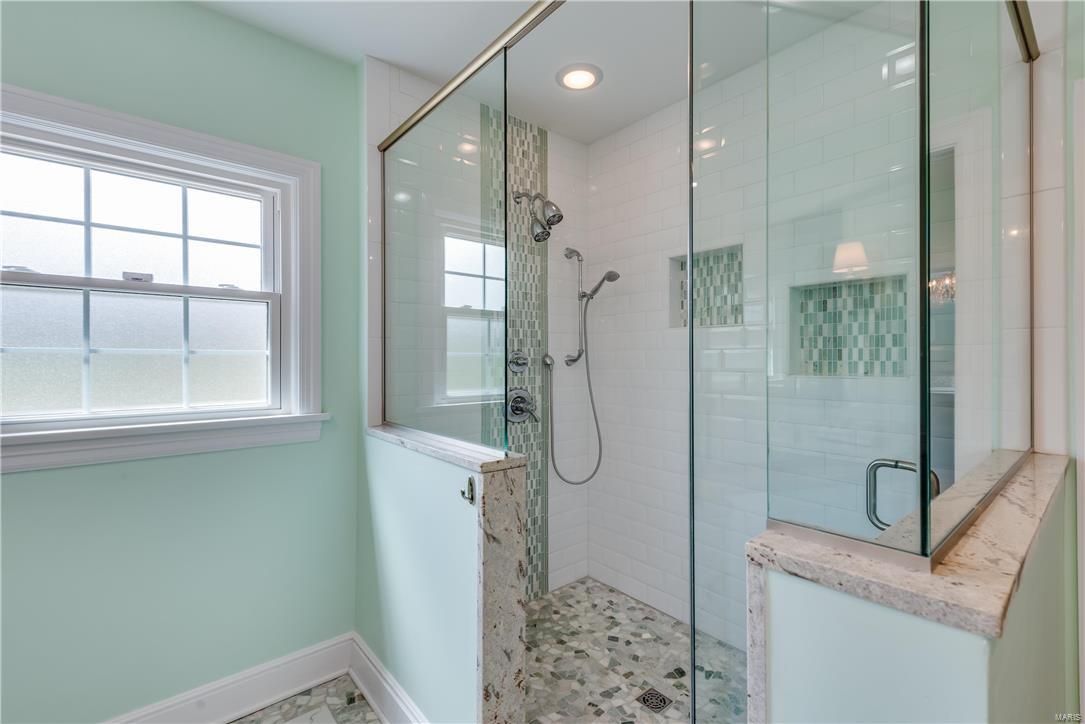 Log Cabin Estates Lts 3 Thru 7 Amd - Residential