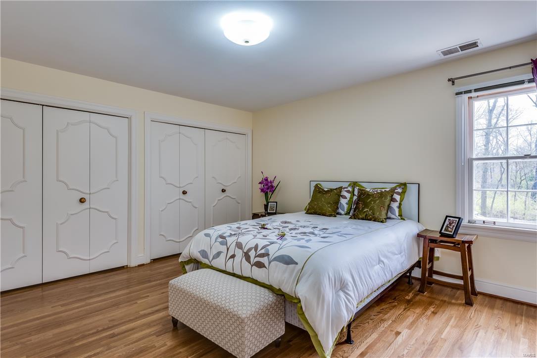 Log Cabin Estates Lts 3 Thru 7 Amd - Residential