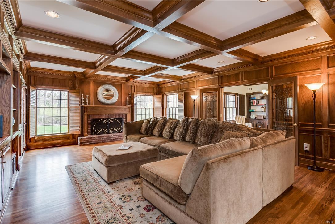 Log Cabin Estates Lts 3 Thru 7 Amd - Residential