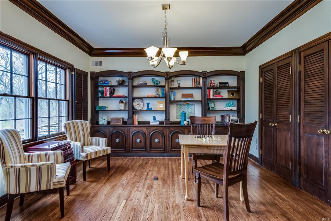 Log Cabin Estates Lts 3 Thru 7 Amd - Residential