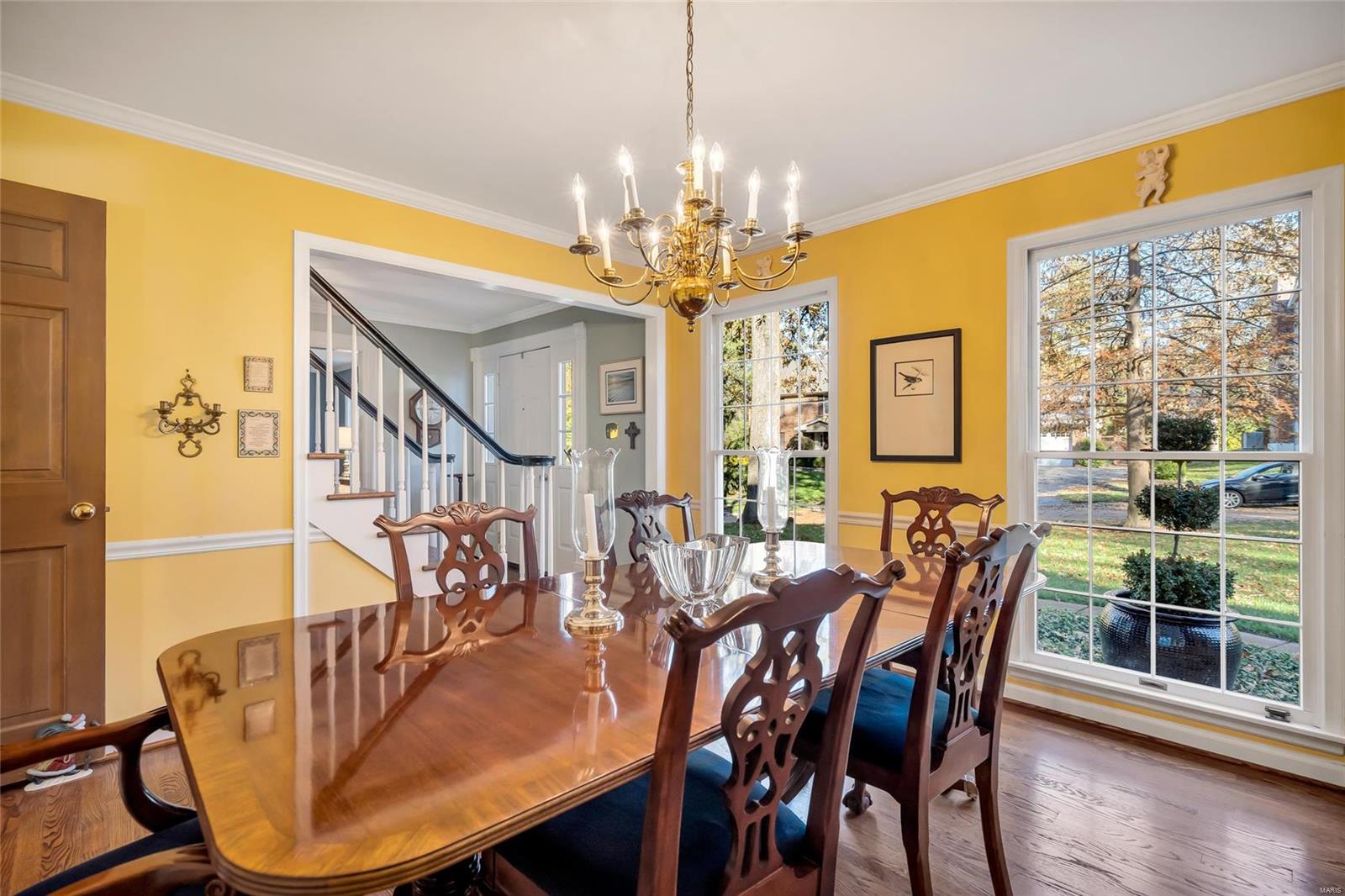 Webster Groves, Missouri 63119, United States, 4 Bedrooms Bedrooms, ,3 BathroomsBathrooms,Residential,Pending,33617