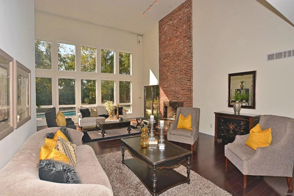 Topping Manor - Residential